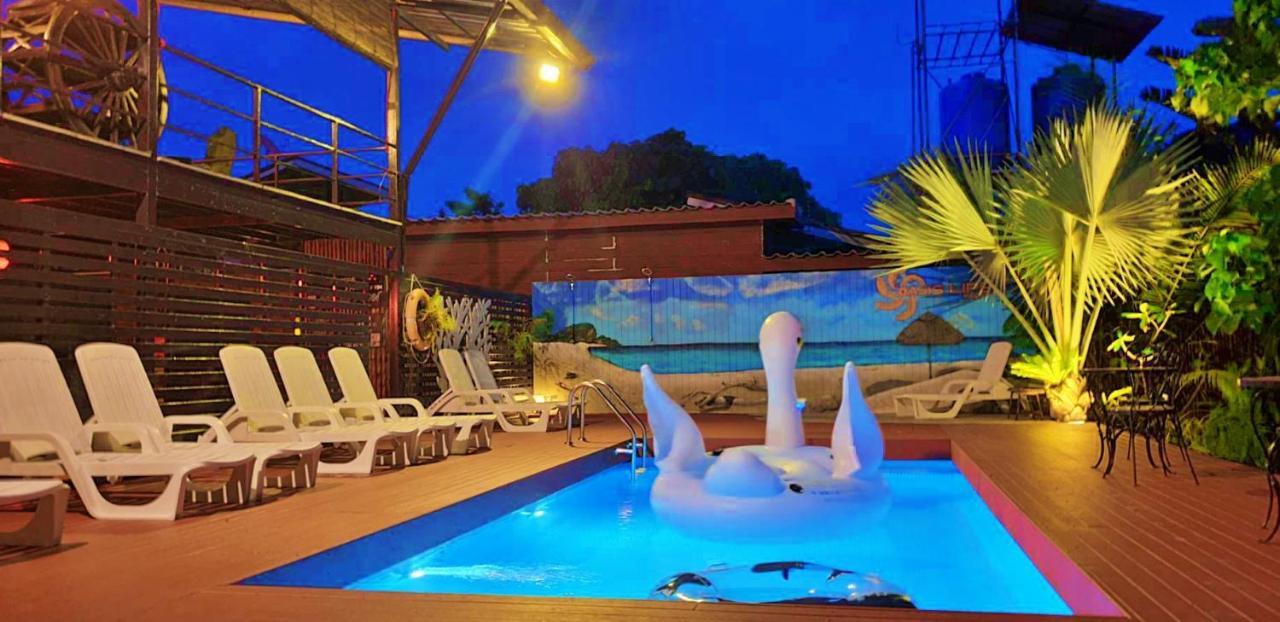 Oasis Lipe Resort Buitenkant foto