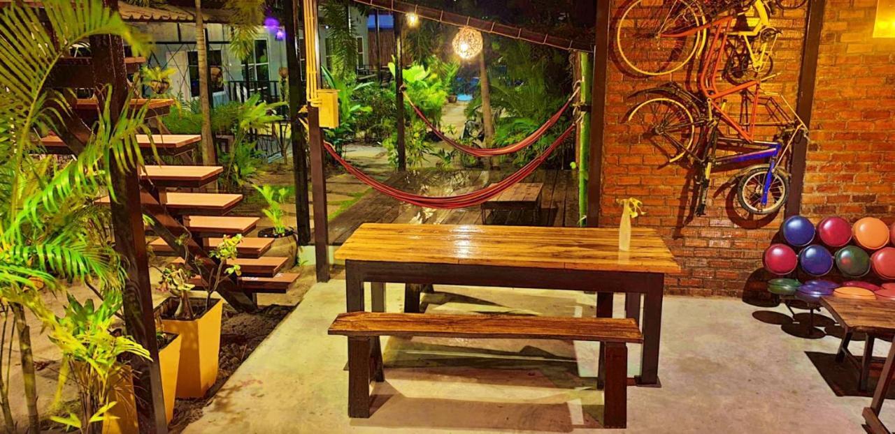 Oasis Lipe Resort Buitenkant foto