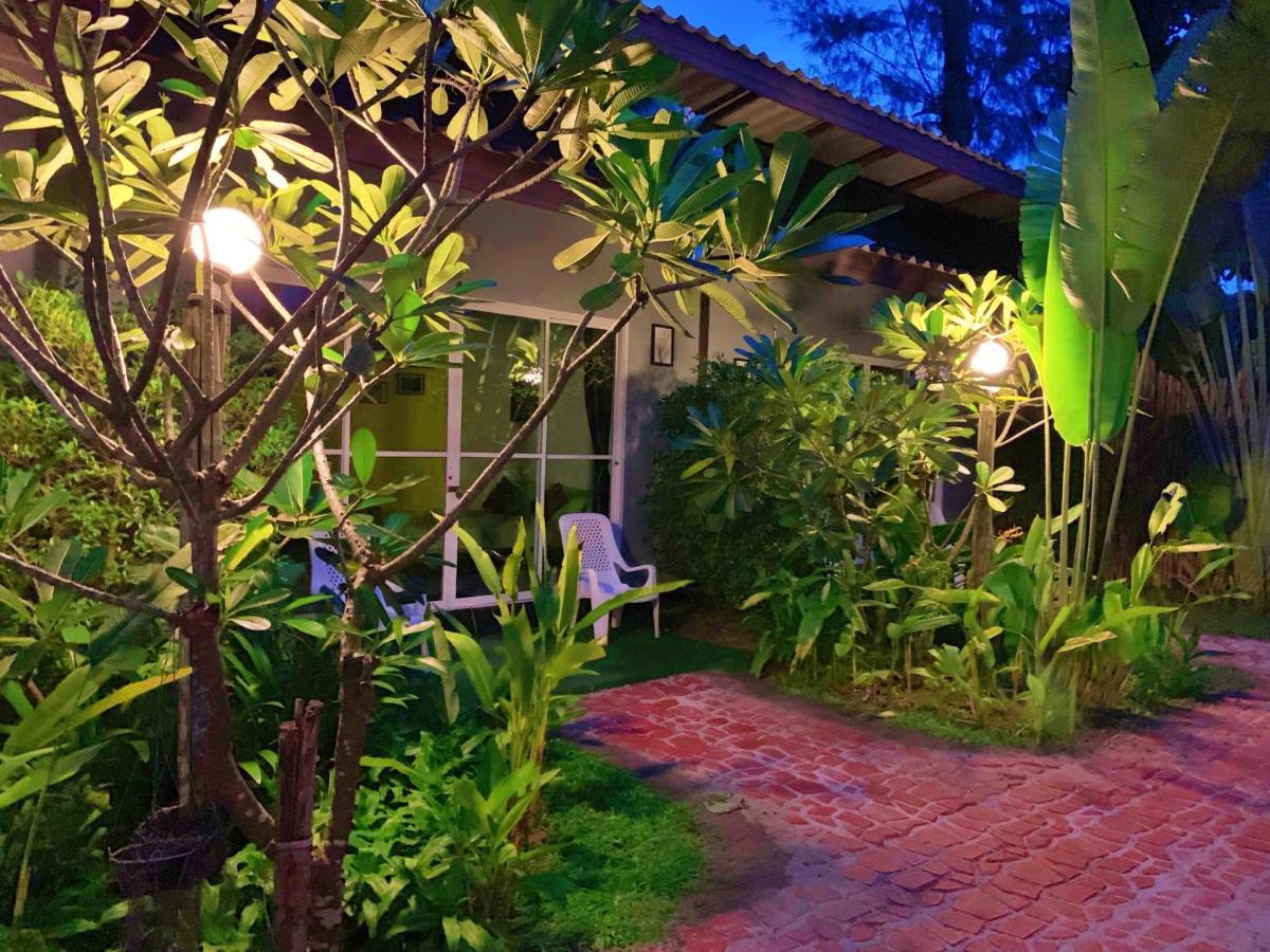 Oasis Lipe Resort Buitenkant foto